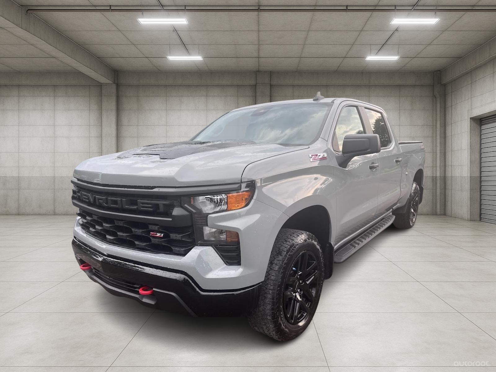 Chevrolet Silverado 1500 Custom Trail Boss 2024