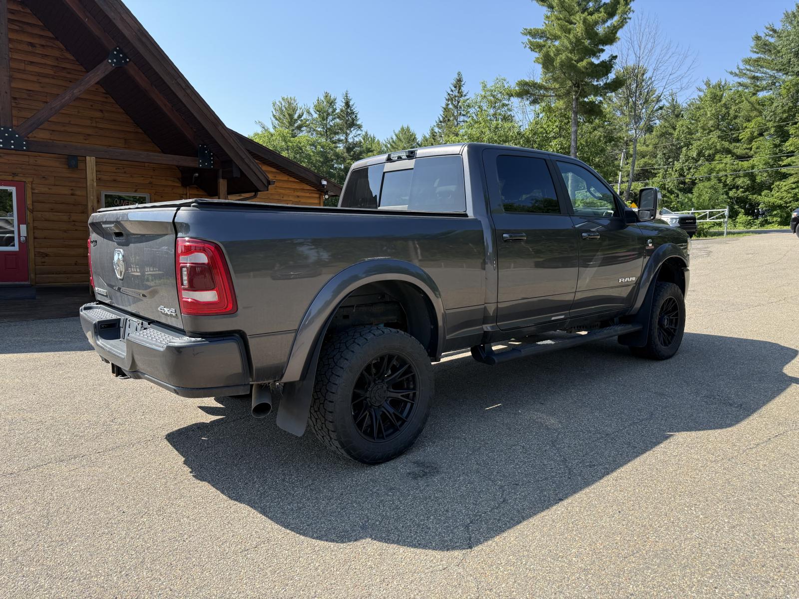 RAM 2500 Laramie 2023 — photo 7