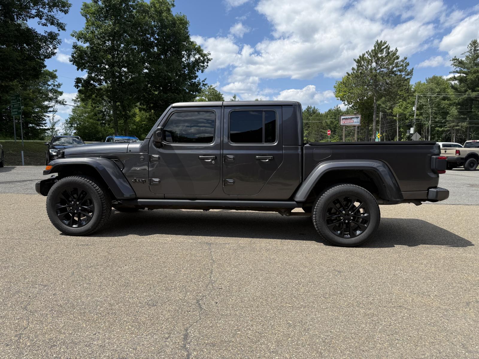Jeep Gladiator Overland 2021 — photo 8