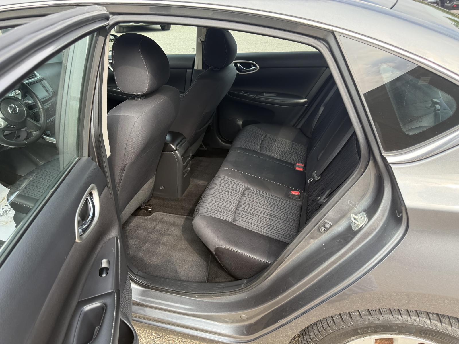 Nissan Sentra SV 2019 — photo 8