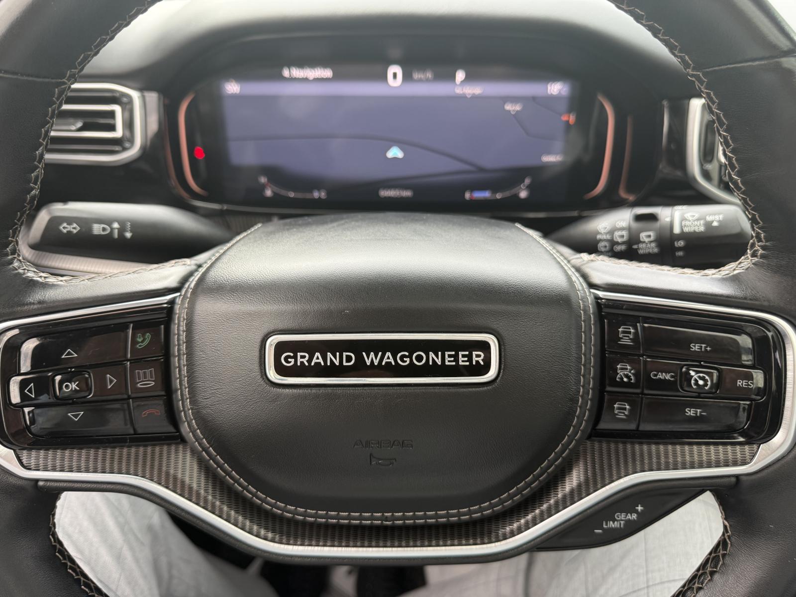 Jeep Grand Wagoneer Series II Obsidian 2023 — photo 8