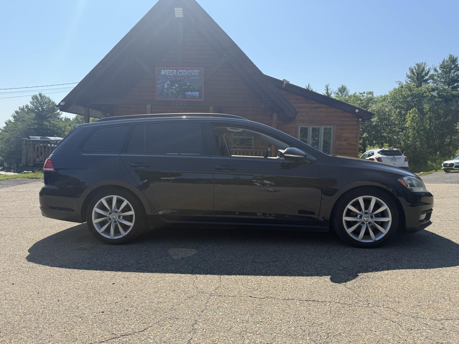 Volkswagen Golf Sportwagen Comfortline 2019 — photo 5