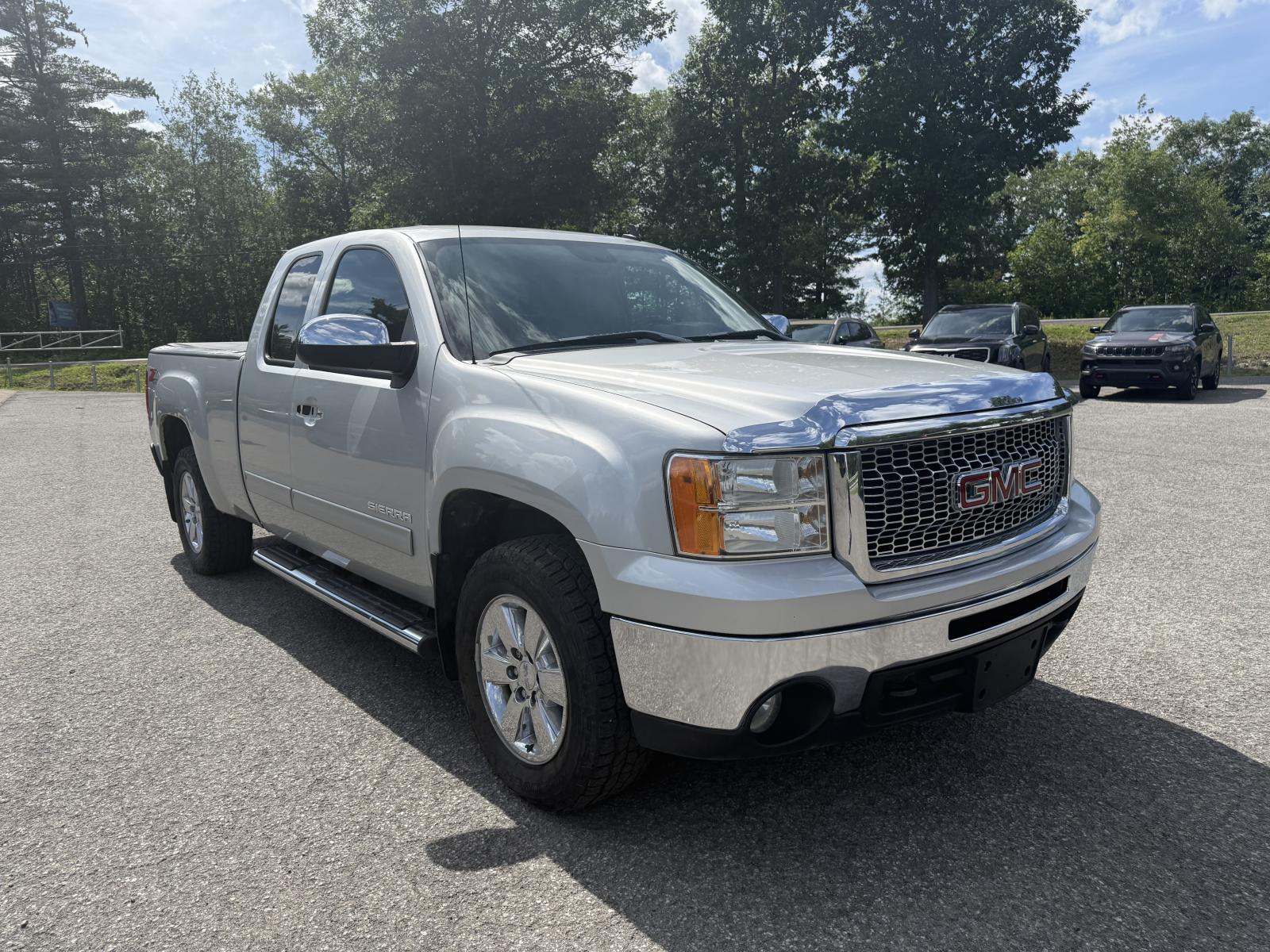 GMC Sierra 1500 SLE 2011 — photo 4