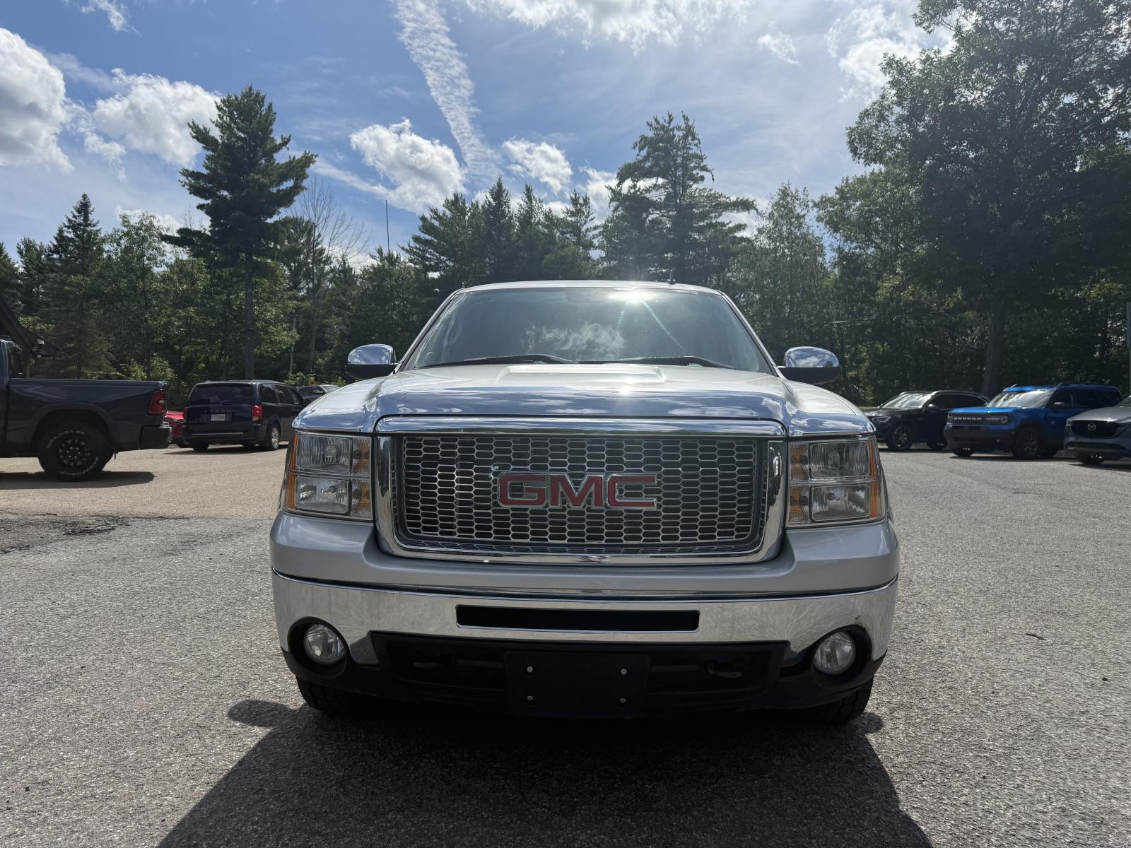GMC Sierra 1500 SLE 2011 — photo 5