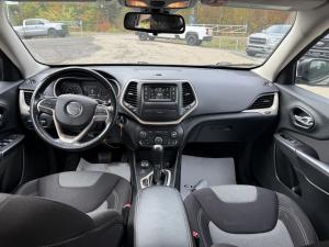 Miniature 6 Jeep Cherokee Sport 2015