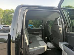 Miniature 10 Ford F250 Super Duty XLT 2024