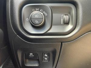 Miniature 13 RAM 1500 Big Horn 2020