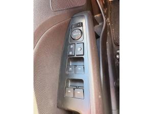 Miniature 8 Hyundai Elantra Essential 2019