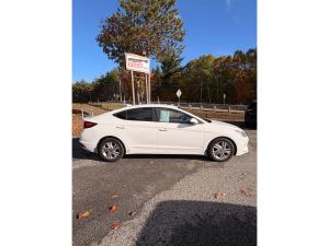 Miniature 5 Hyundai Elantra Essential 2019