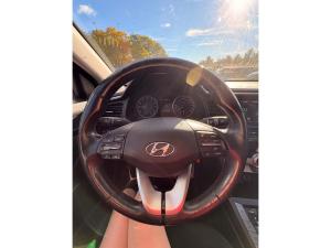 Miniature 10 Hyundai Elantra Essential 2019