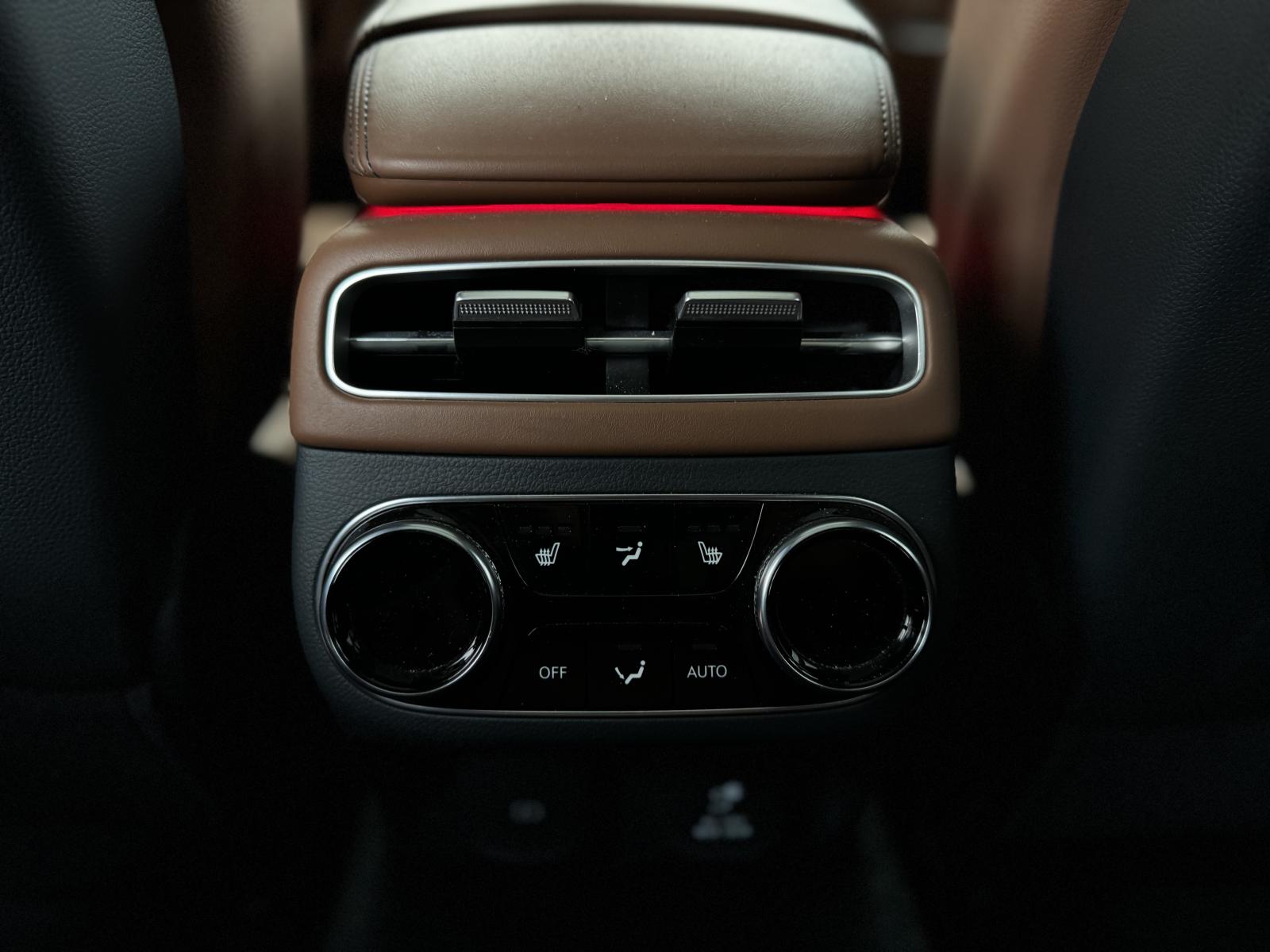 Image 12 Genesis GV70 Advanced 2.5T 2025