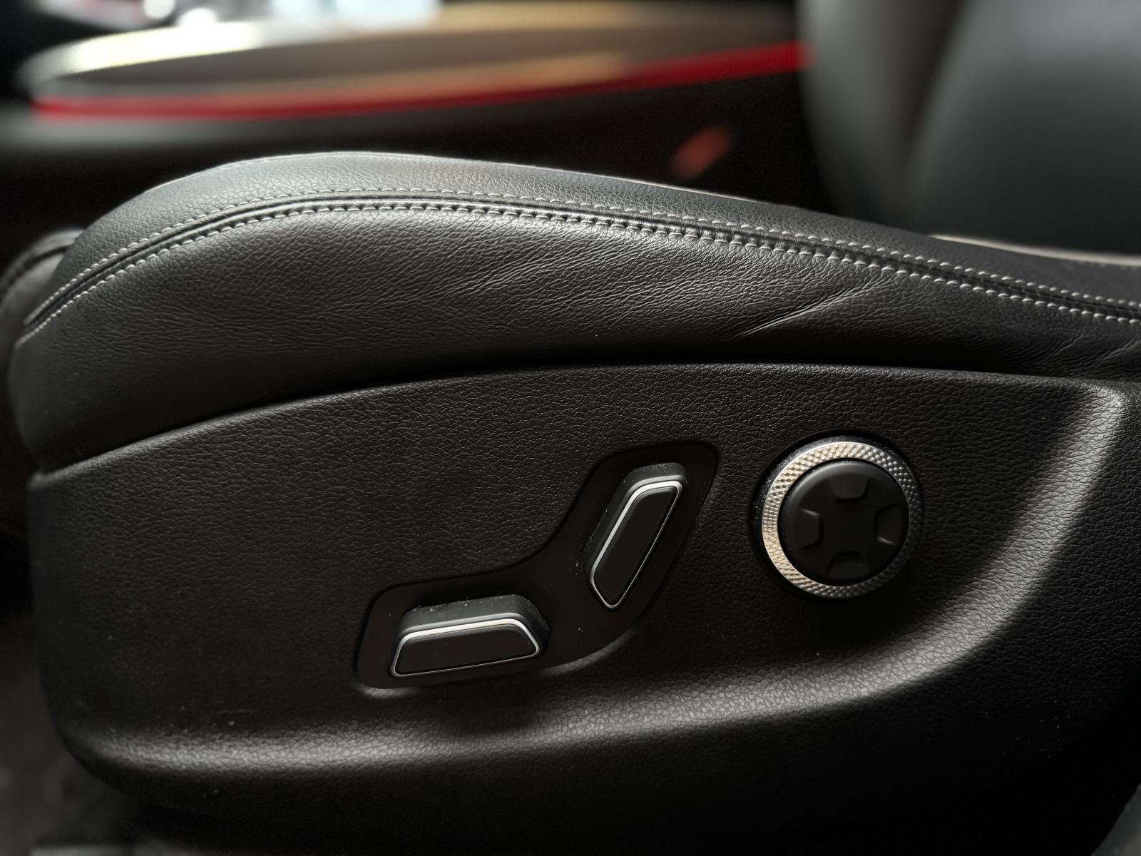 Image 14 Genesis GV70 Advanced 2.5T 2025