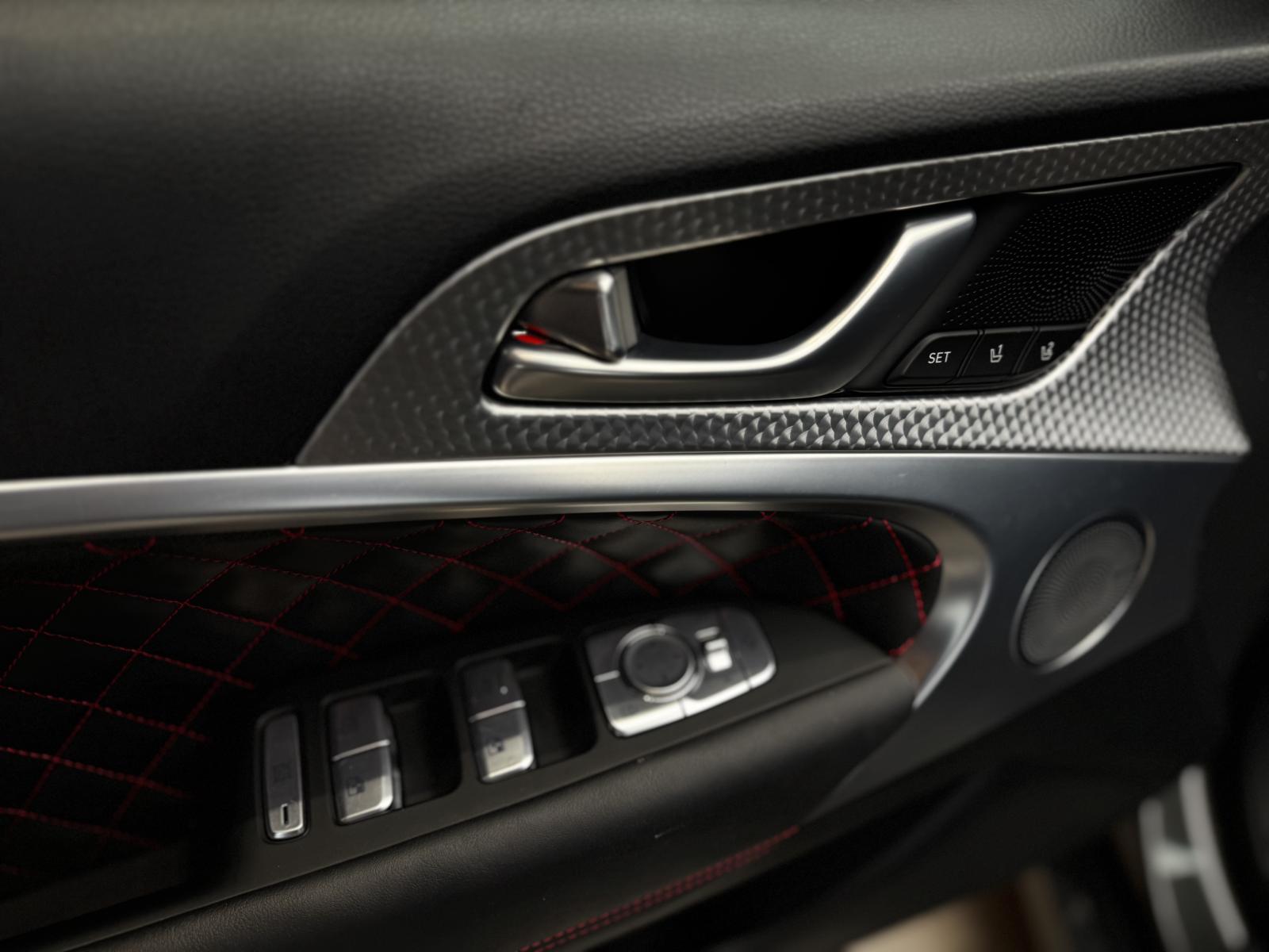 Image 12 Genesis G70 3.3T Sport 2023