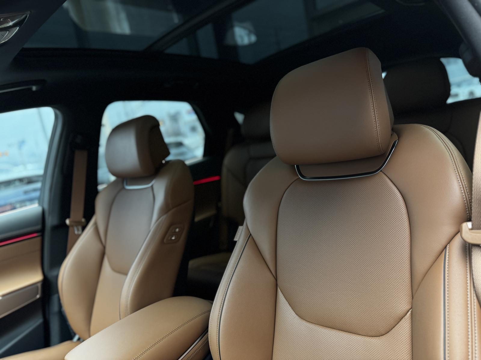 Image 14 Genesis GV70 Advanced Tech 2.5T 2026