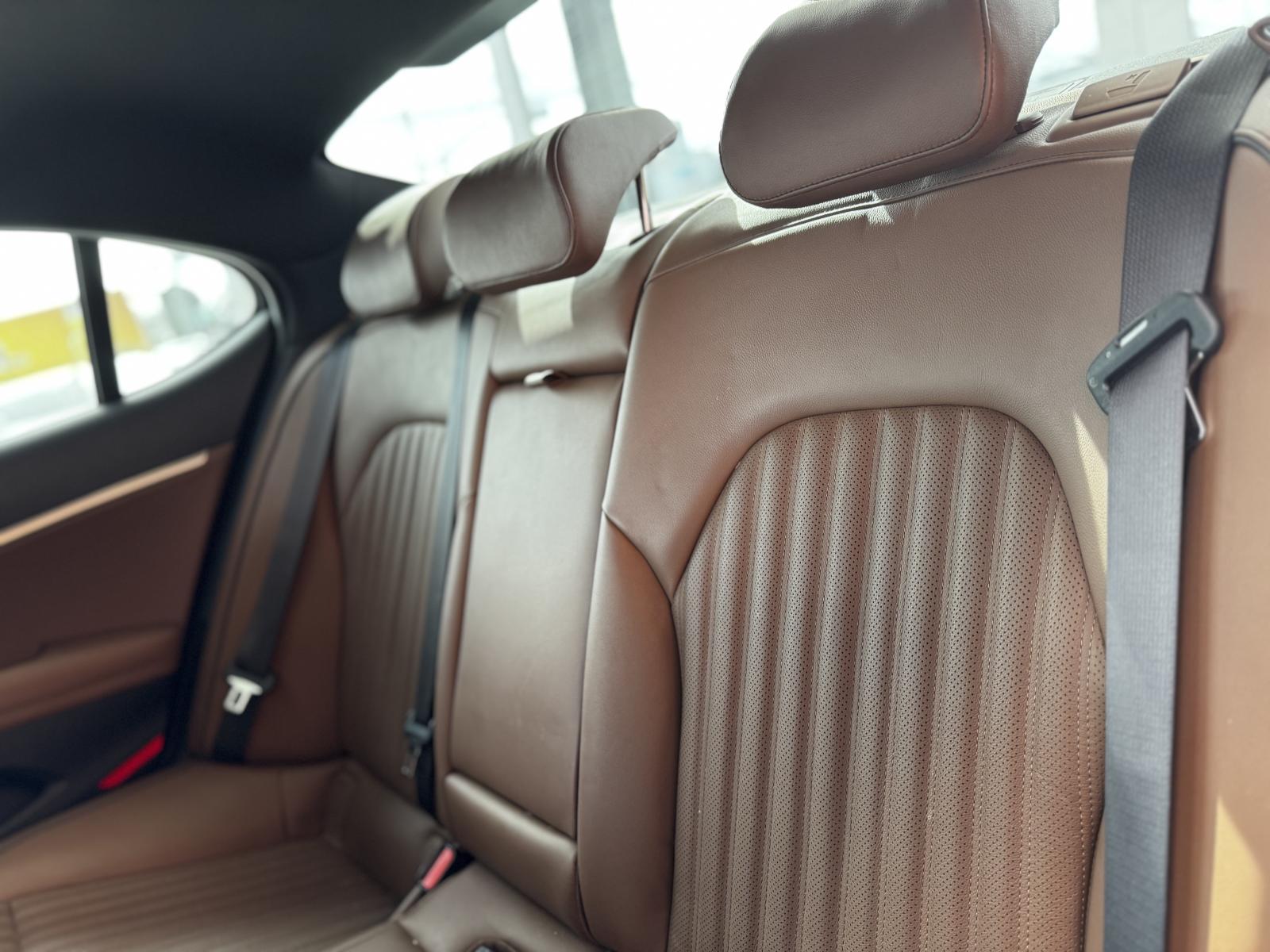 Image 11 Genesis G70 Elite 2.0T 2021