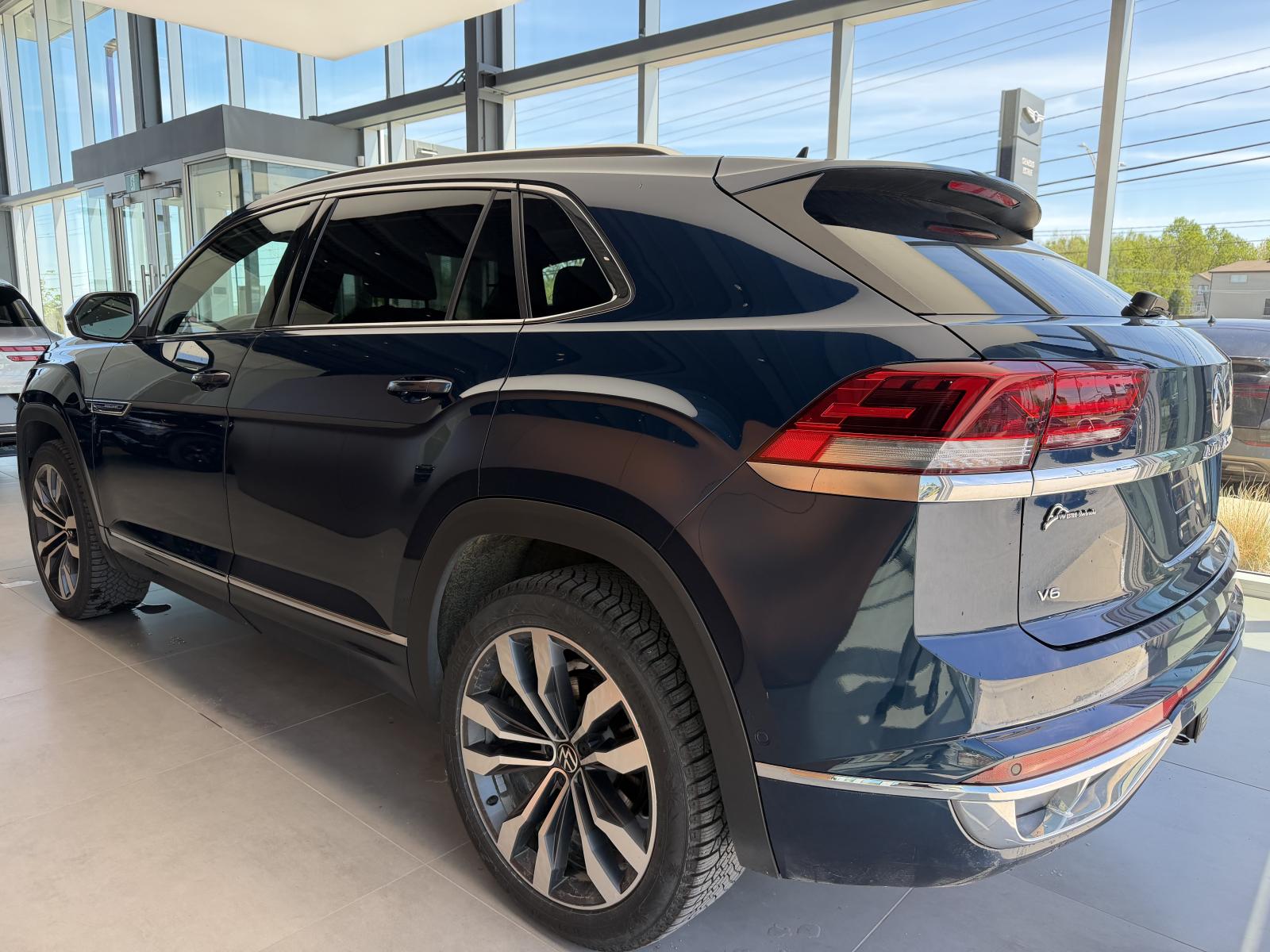 Volkswagen Atlas Cross Sport Execline 2023 — photo 4