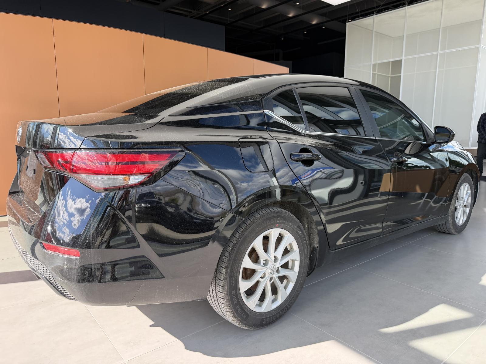 Nissan Sentra S 2022 — photo 7