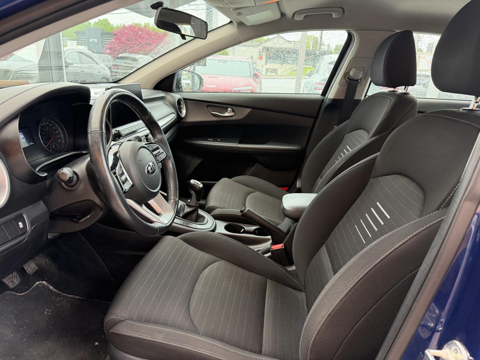 Kia Forte LX 2019 — photo 8