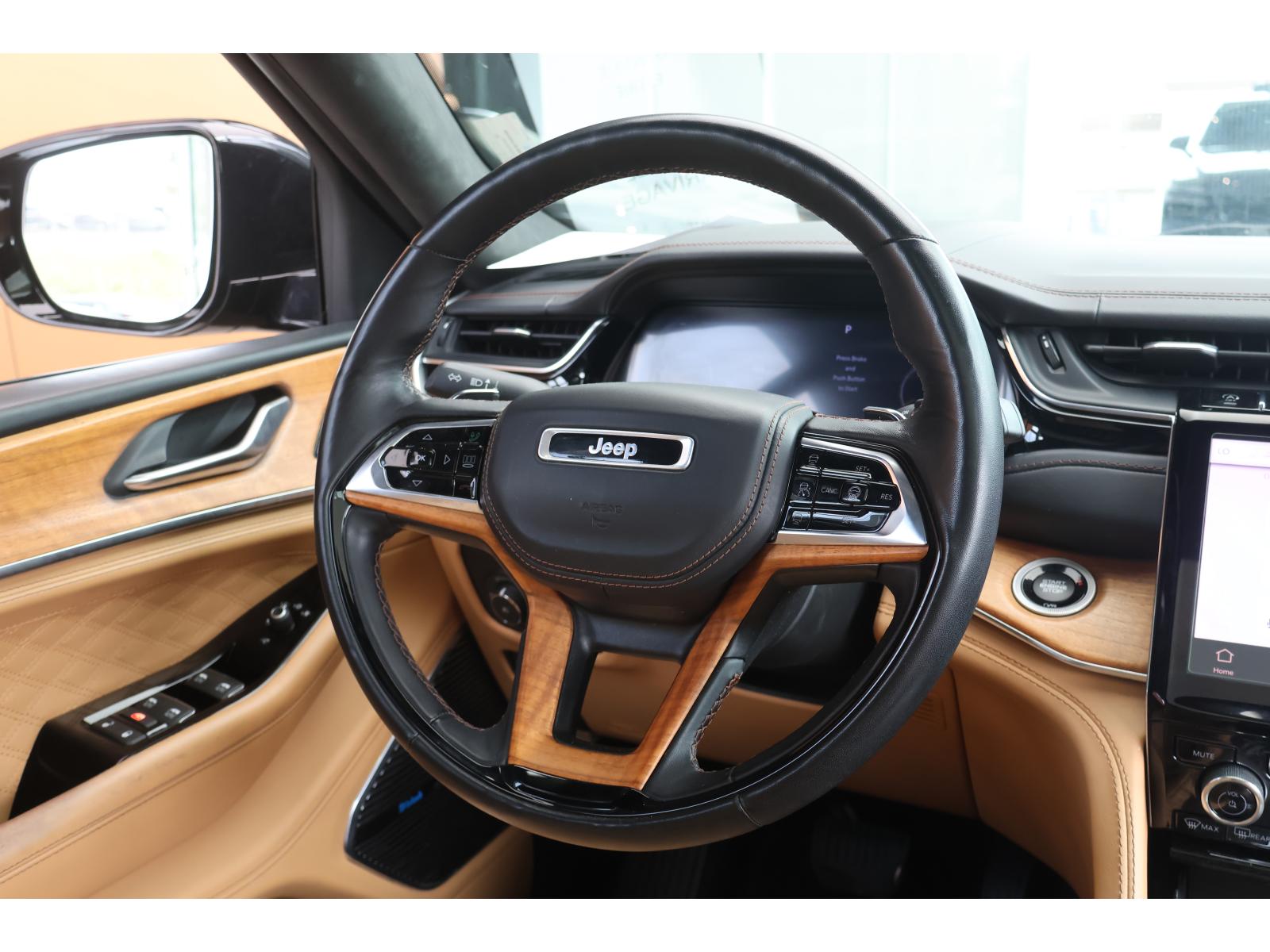 Jeep Grand Cherokee L Summit Reserve 2023 — photo 2