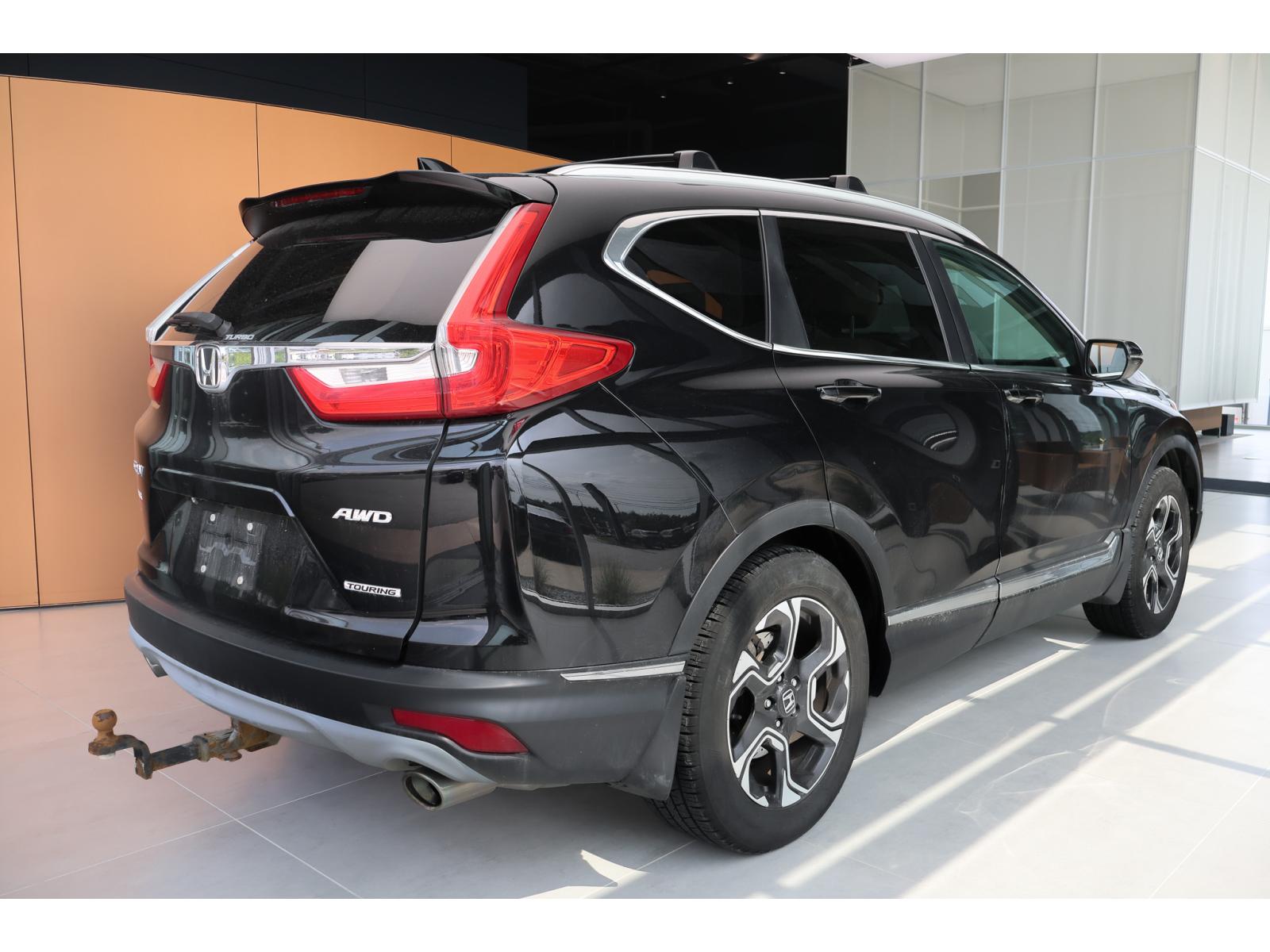 Honda CR-V Touring 2017 — photo 6