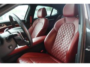 Miniature 11 Genesis G70 3.3T Sport 2023