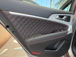 Miniature 10 Genesis G70 3.3T Sport 2023