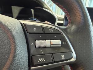 Miniature 16 Genesis G70 3.3T Sport 2023
