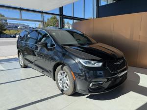 2025 Chrysler Pacifica Select - Image 1