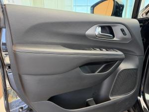Miniature 13 Chrysler Pacifica Select 2025