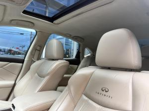 Miniature 14 Infiniti M56 Base 2011