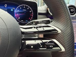 Miniature 16 Mercedes-Benz C-Class C300 2025
