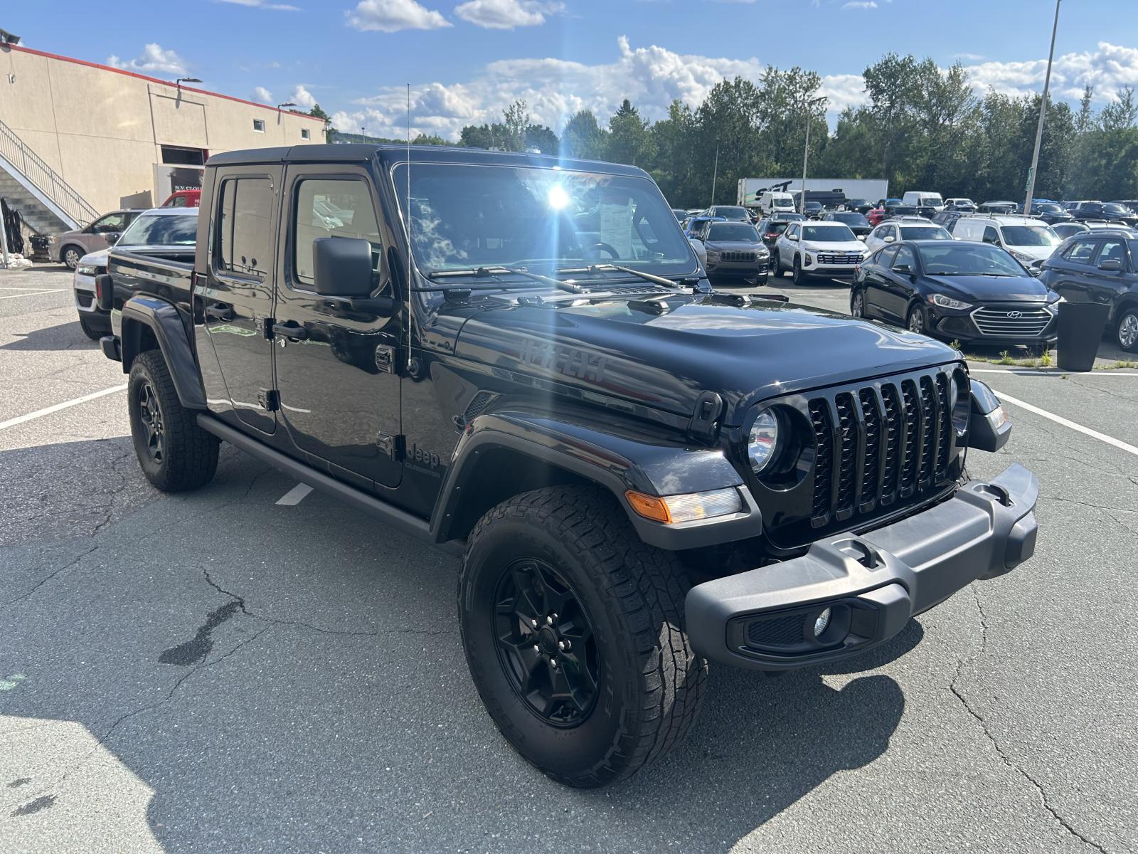 2023 Jeep Gladiator
