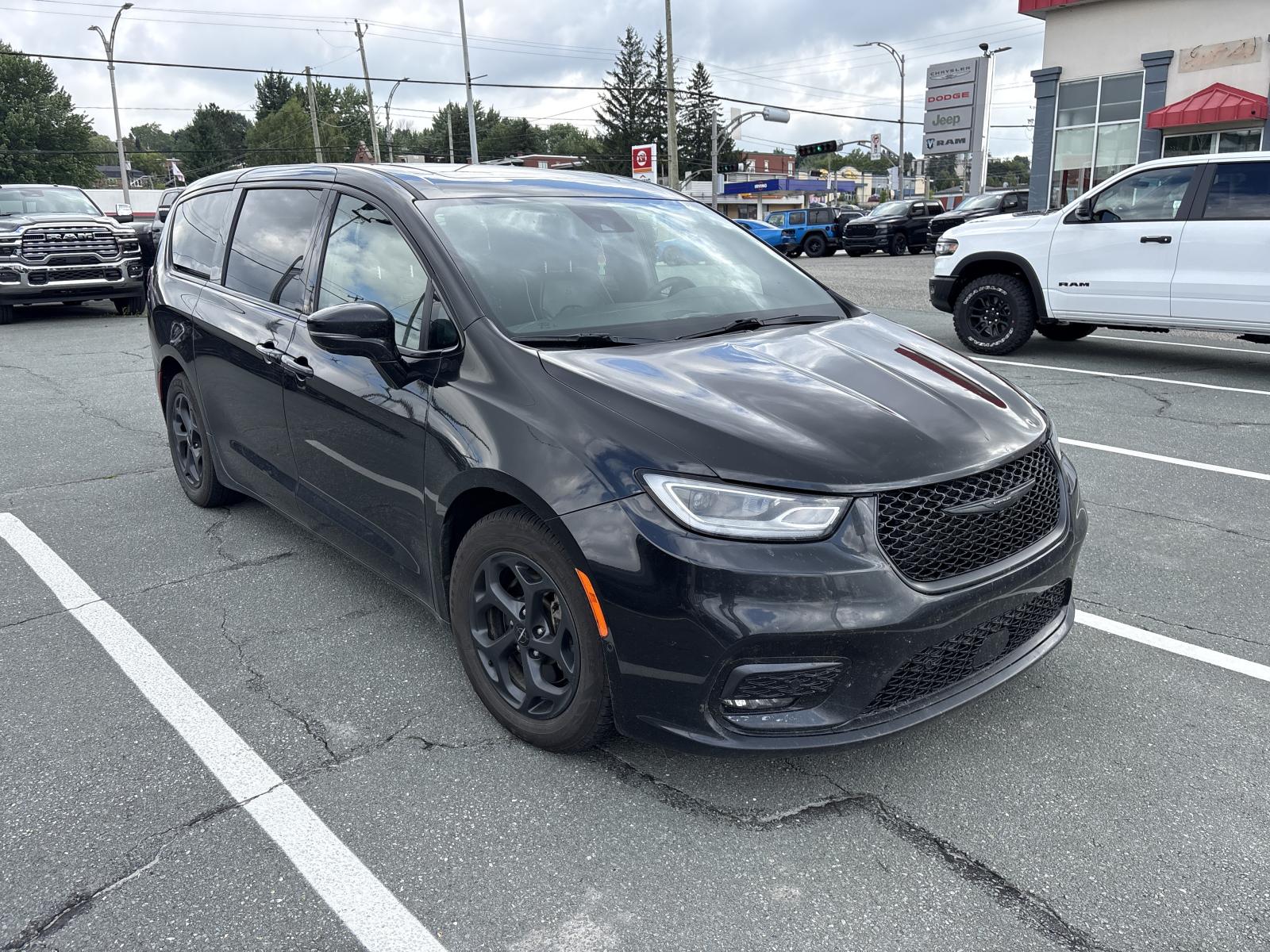 2023 Chrysler Pacifica