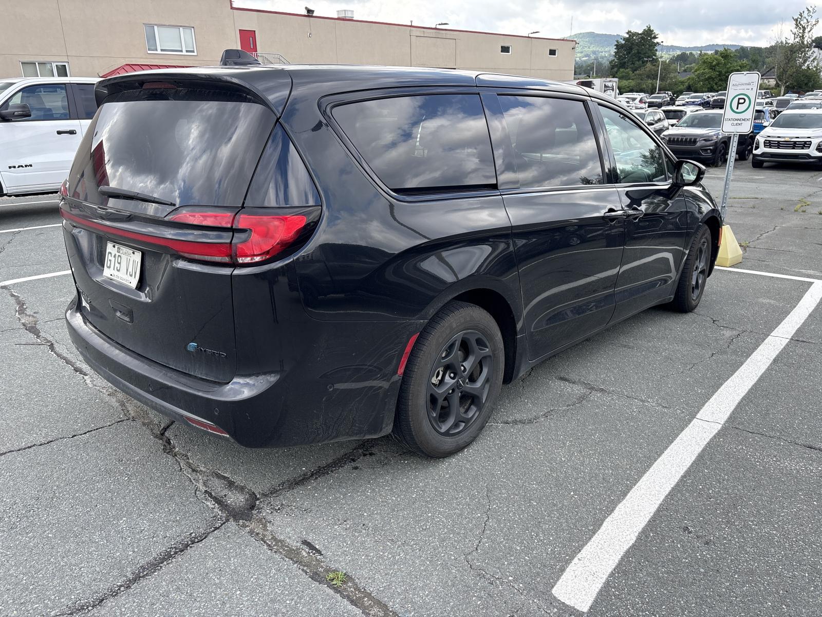 2023 Chrysler Pacifica