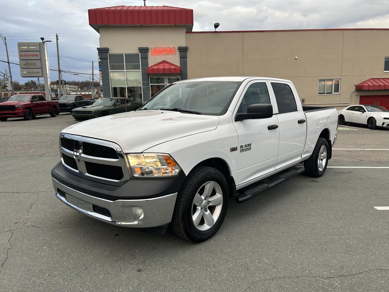 2018 RAM 1500 SXT Crew Cab 4WD