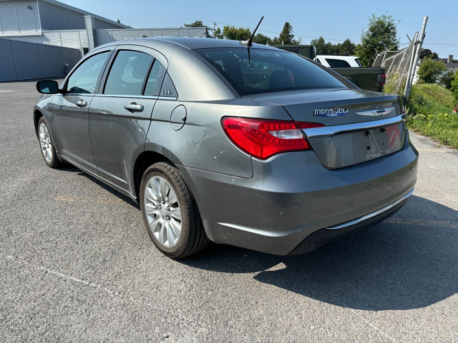 Chrysler 200 LX 2012 — photo 3