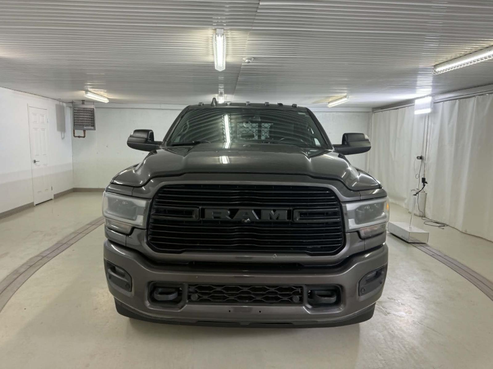 RAM 3500 Laramie 2020 — photo 8