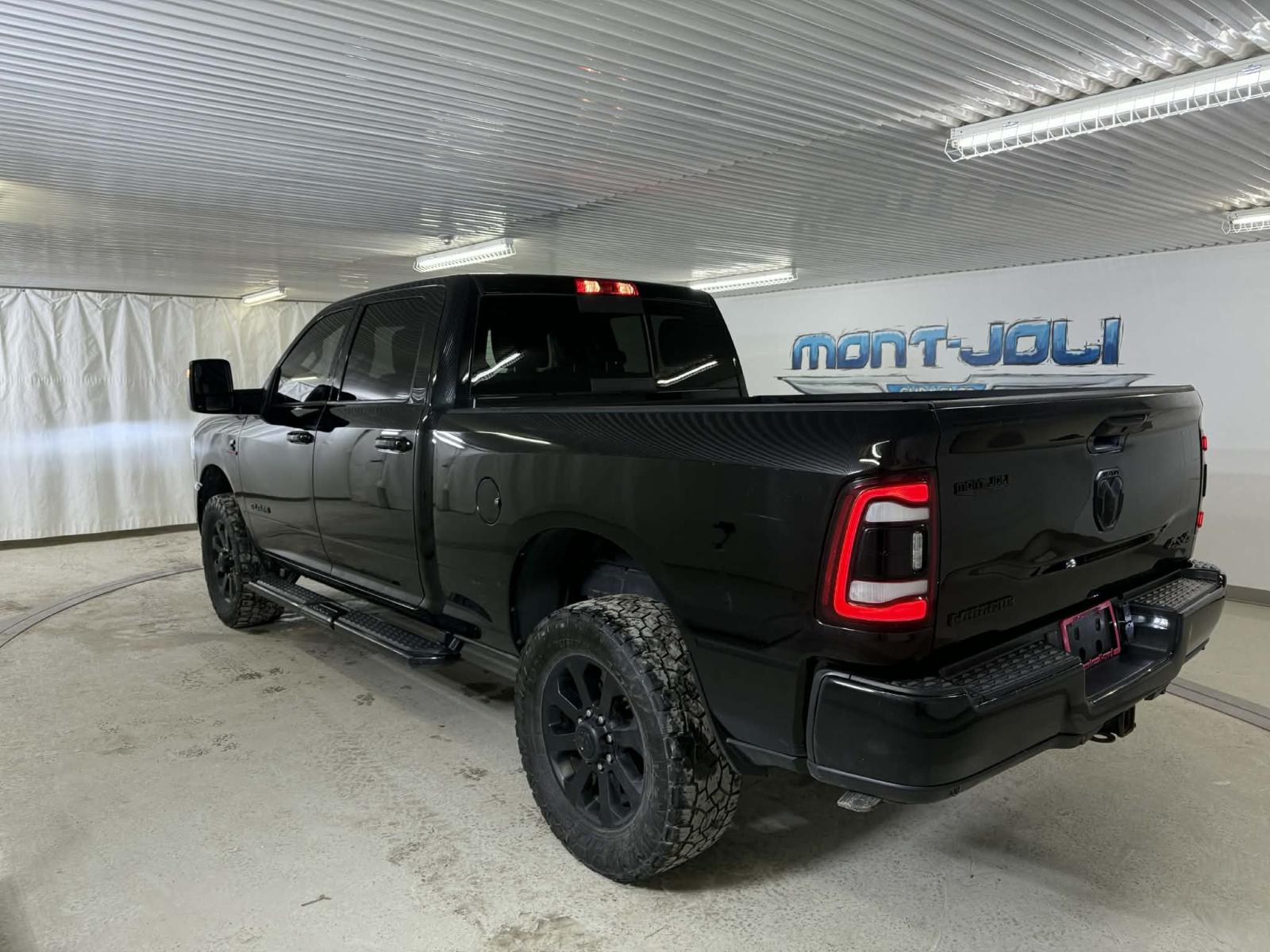 RAM 2500 Laramie 2023 — photo 3