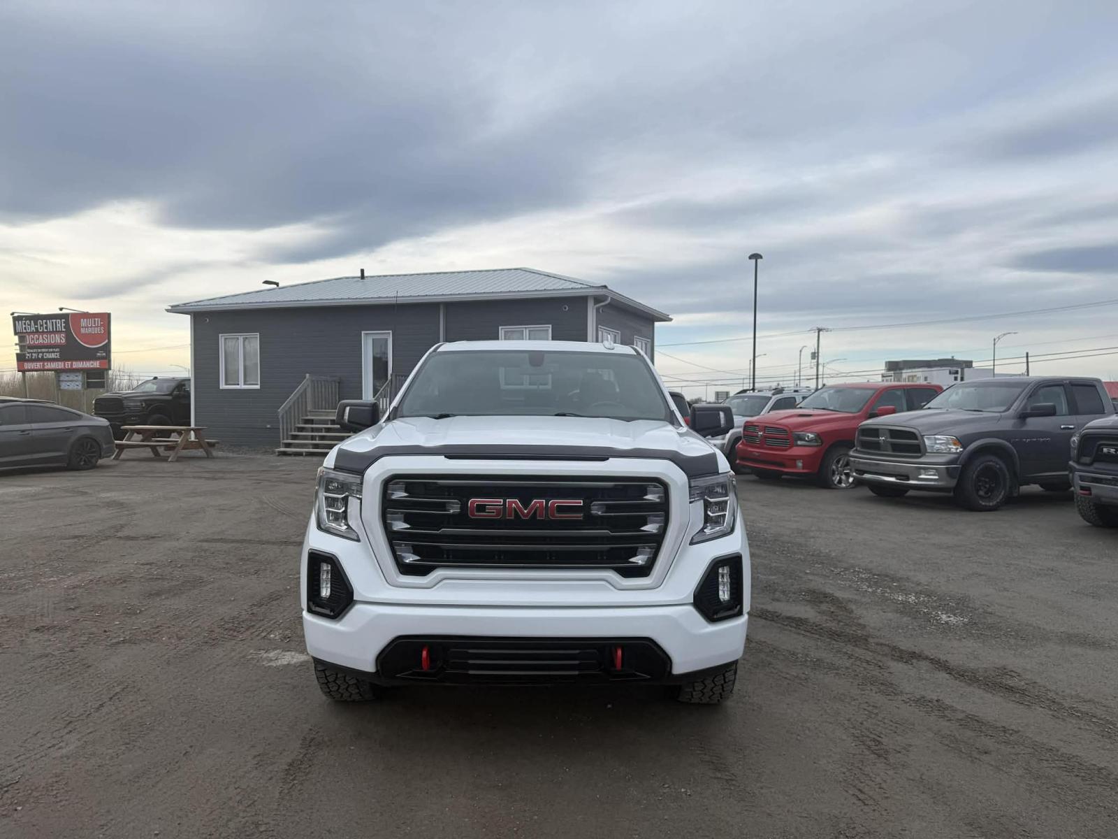 GMC Sierra AT4 2022 — photo 2