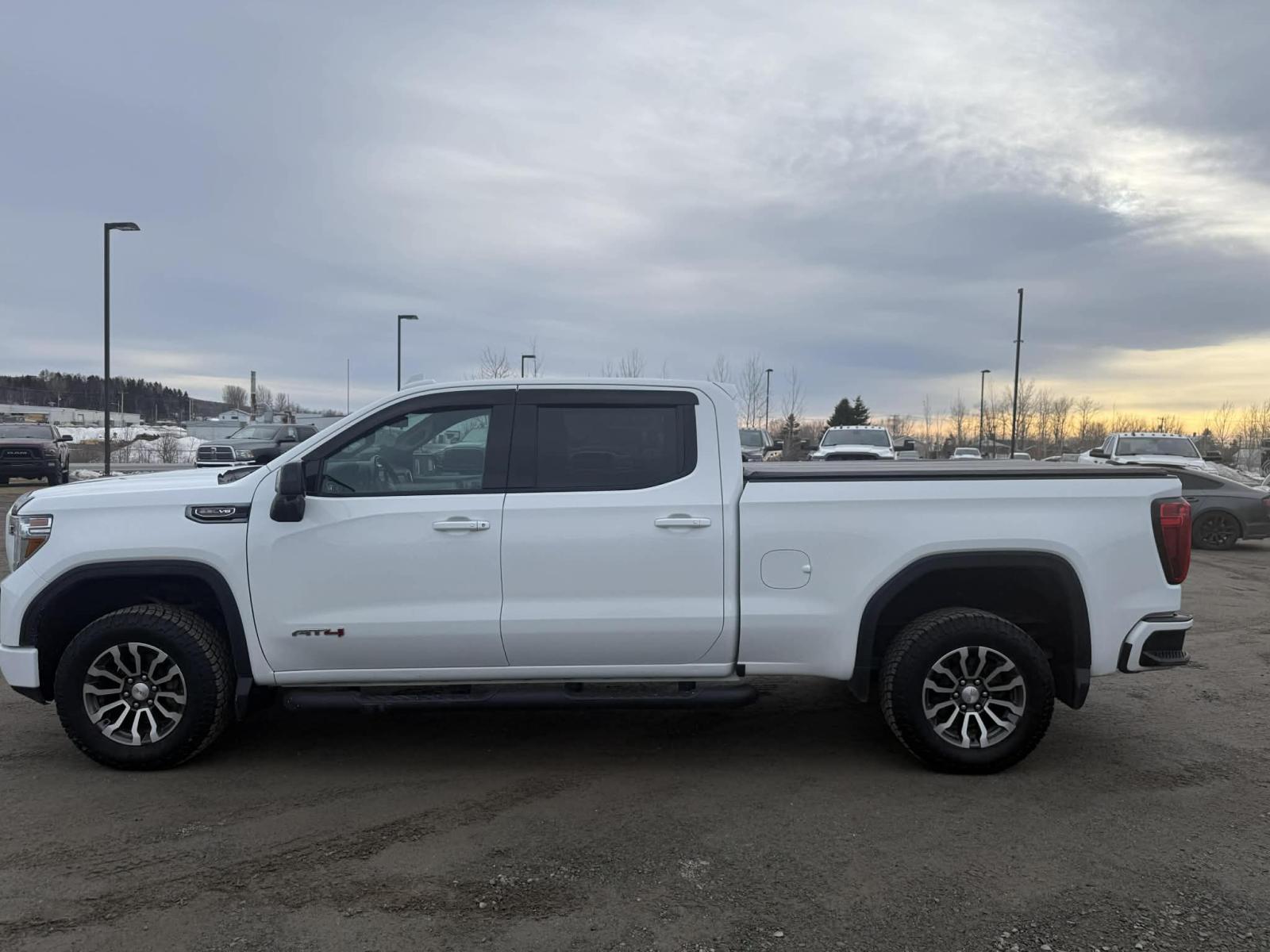 GMC Sierra AT4 2022 — photo 8