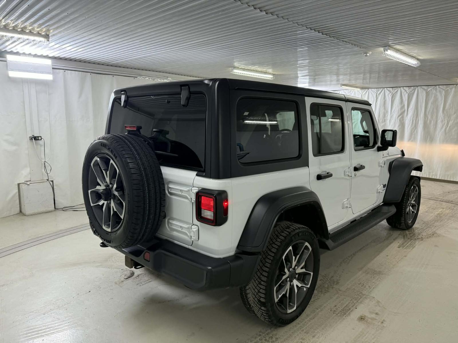 Jeep Wrangler Sport S 2025 — photo 5