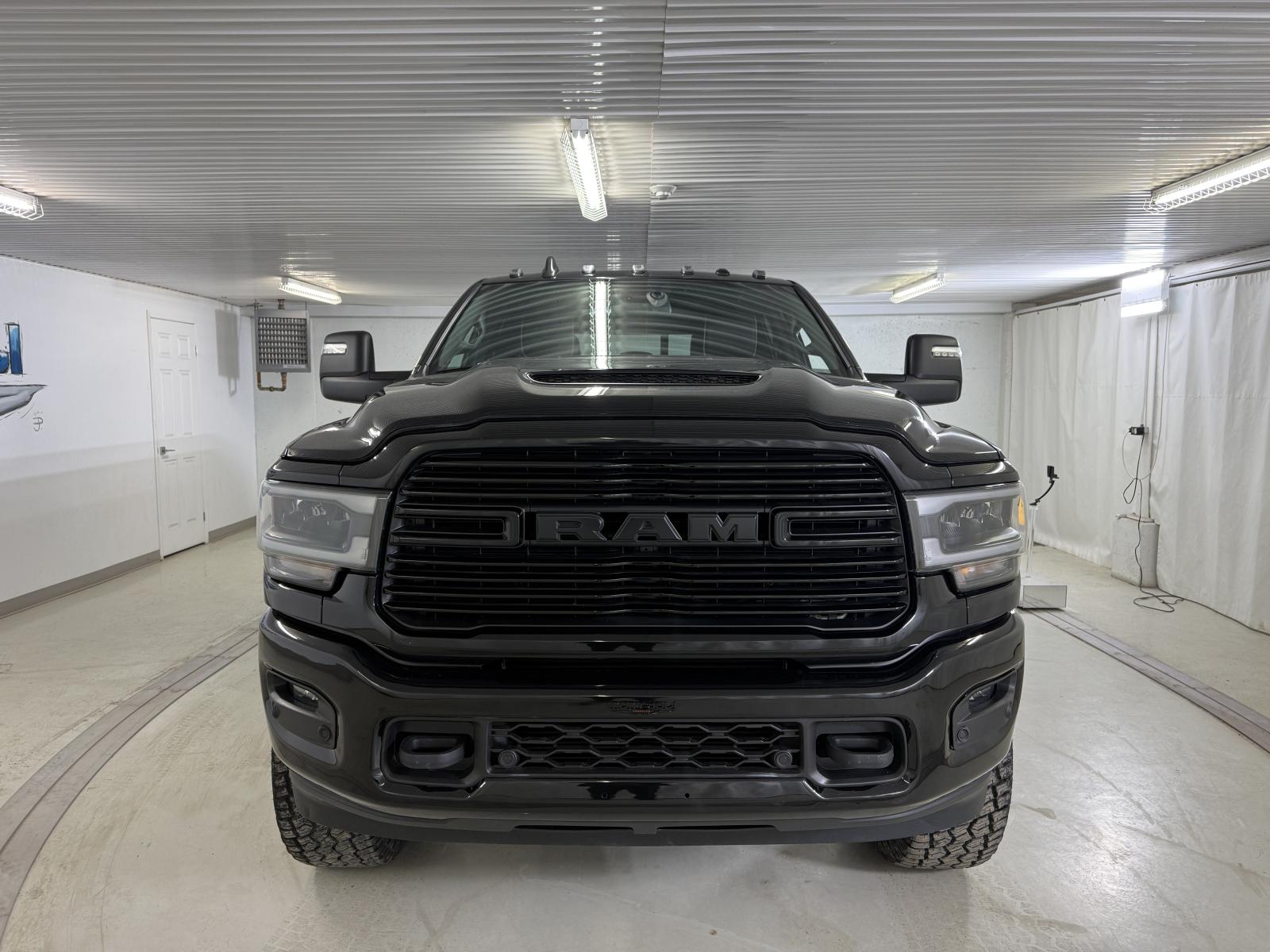 RAM 2500 Laramie 2023 — photo 2