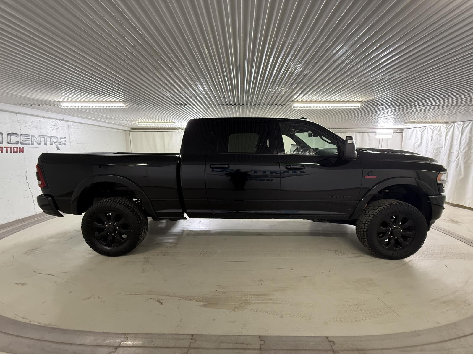 RAM 2500 Laramie 2023 — photo 4