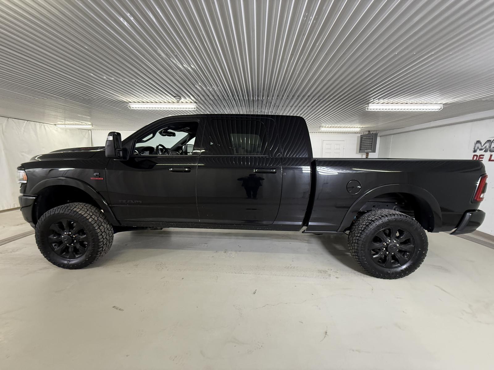 RAM 2500 Laramie 2023 — photo 8