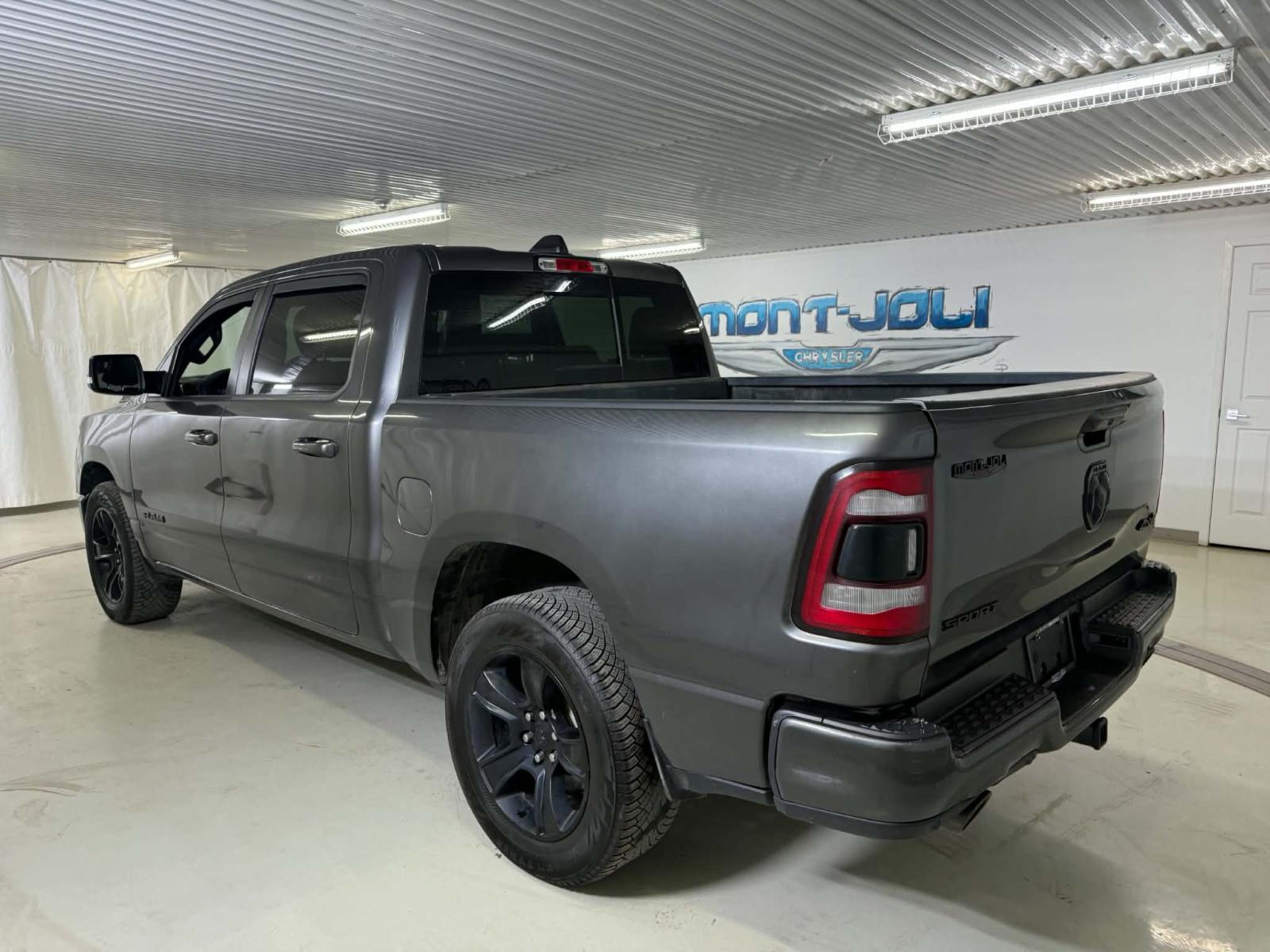 RAM 1500 Sport 2022 — photo 2