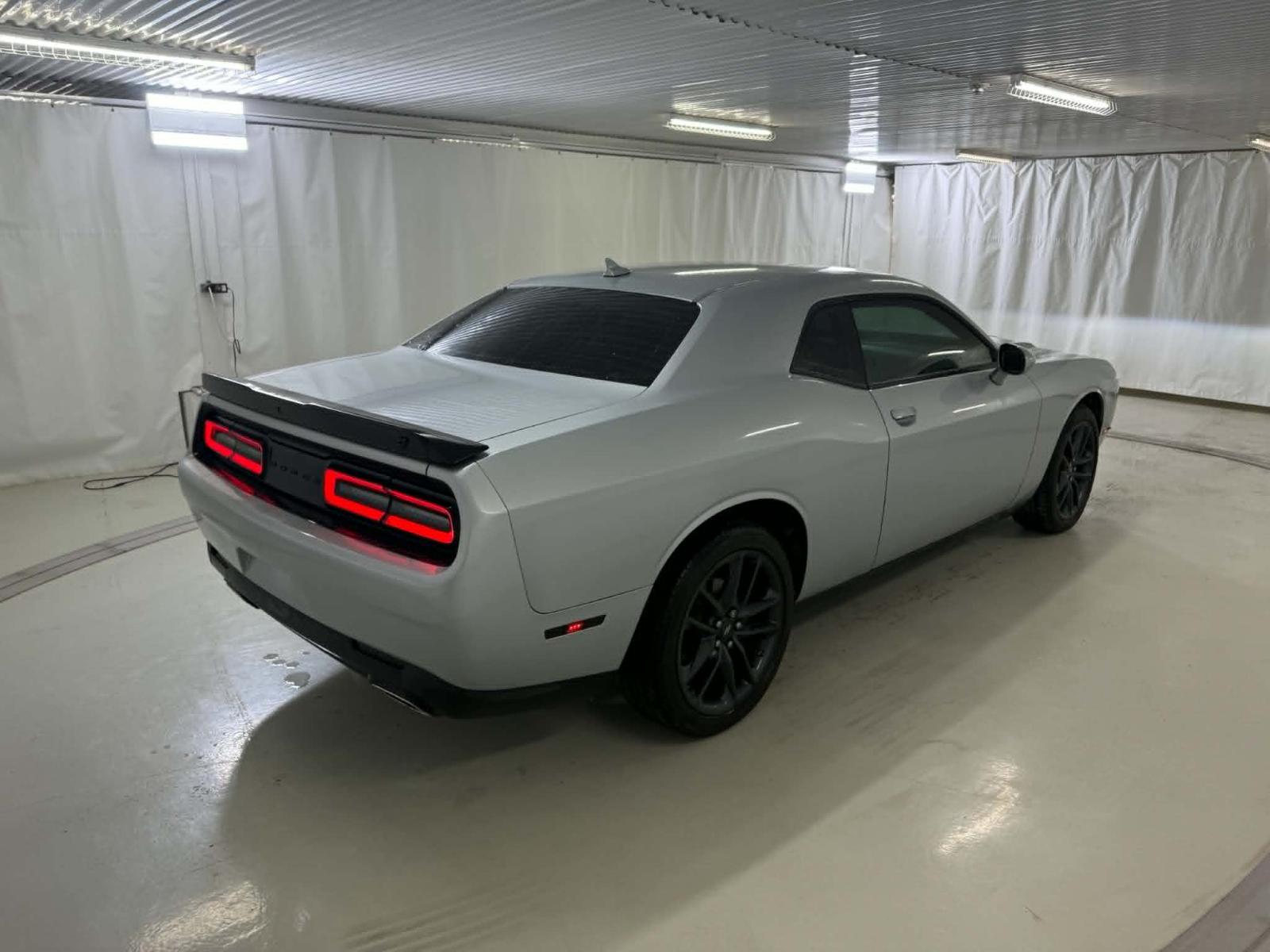 Dodge Challenger SXT 2023 — photo 5