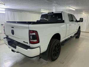Miniature 5 RAM 3500 Laramie 2024