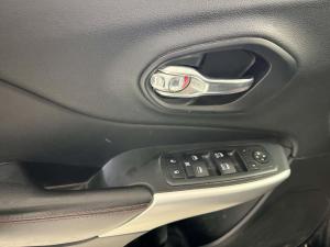 Thumbnail 16 Jeep Cherokee Trailhawk 2018