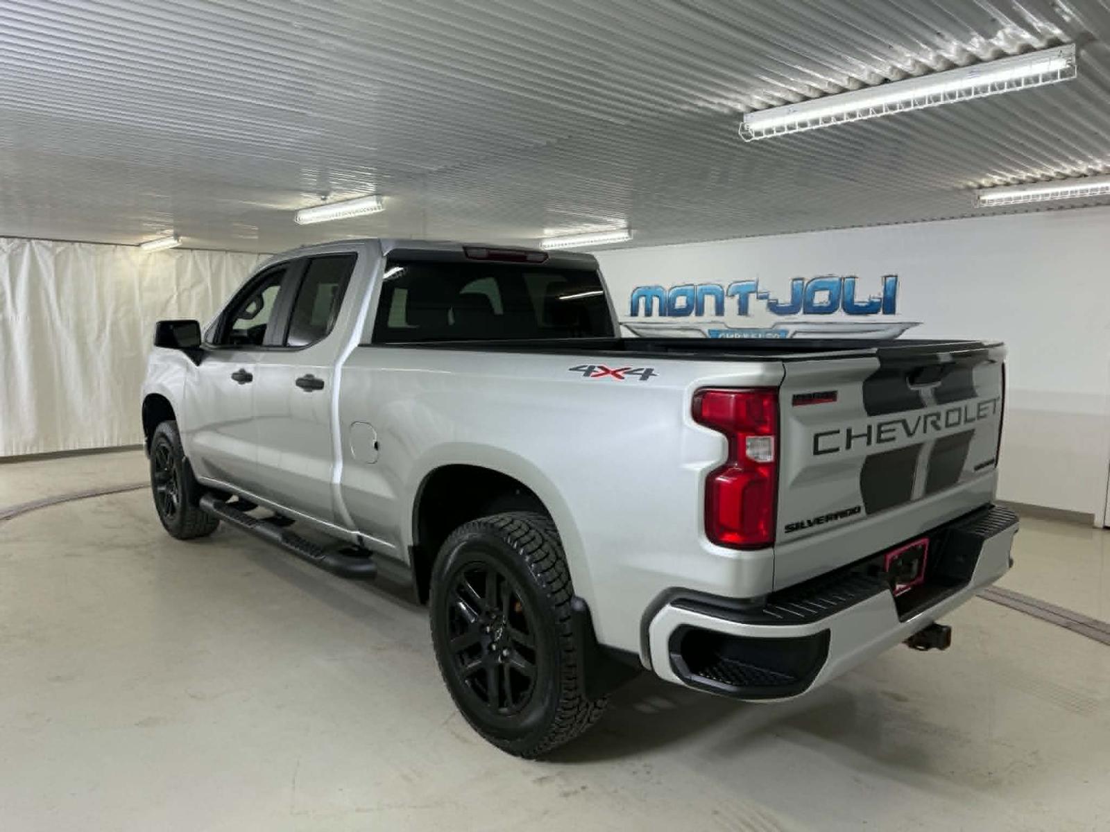 Chevrolet Silverado Custom 2020 — photo 4