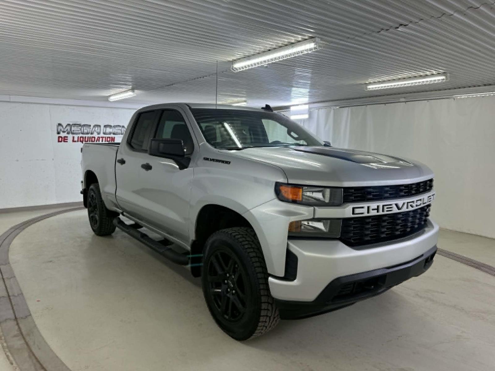 Chevrolet Silverado Custom 2020 — photo 8